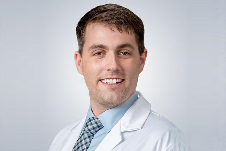 Alex’s Story Headshot of CCA Pharmacist Alex