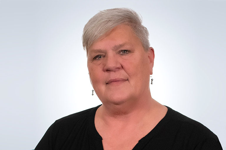 Liz’s story Headshot of CCA Nurse Liz