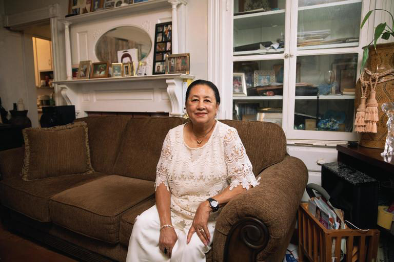 Which CCA Rhode Island Medicare Plan is right for me? Older woman sitting on couch