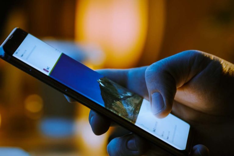 7 Healthy Habits for Social Media Use