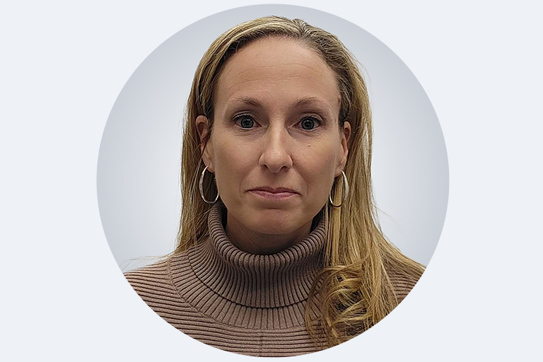 Headshot of Vicki Tantillo